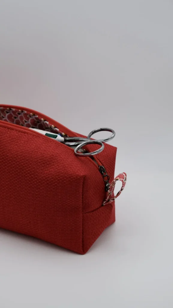 TROUSSE ROUGE JAPON