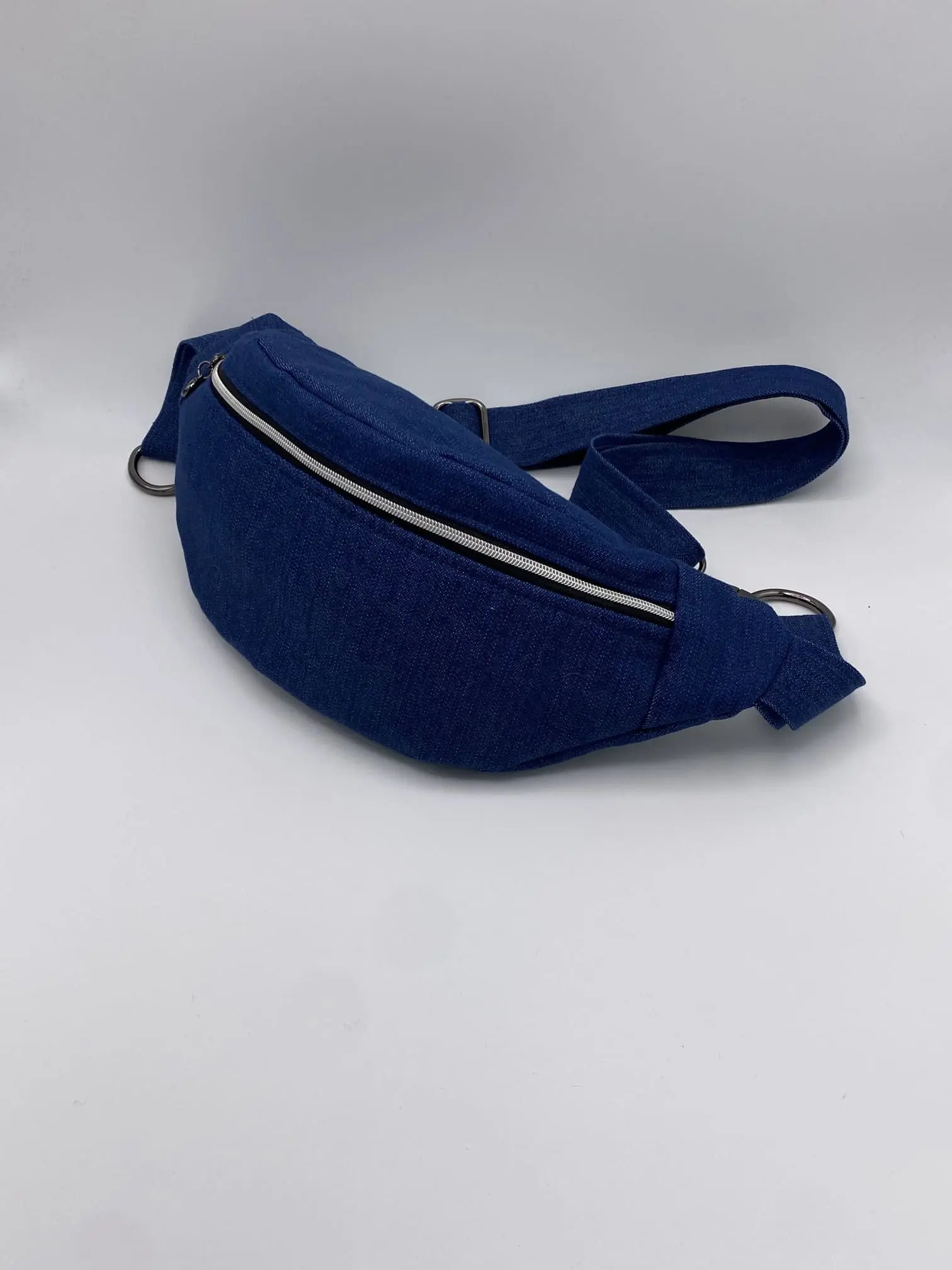 sac banane jean mousquetons petite taille