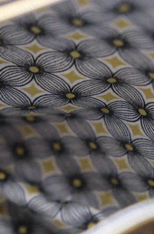 Pochette Simili Cuir Carrée Dorée – Image 5