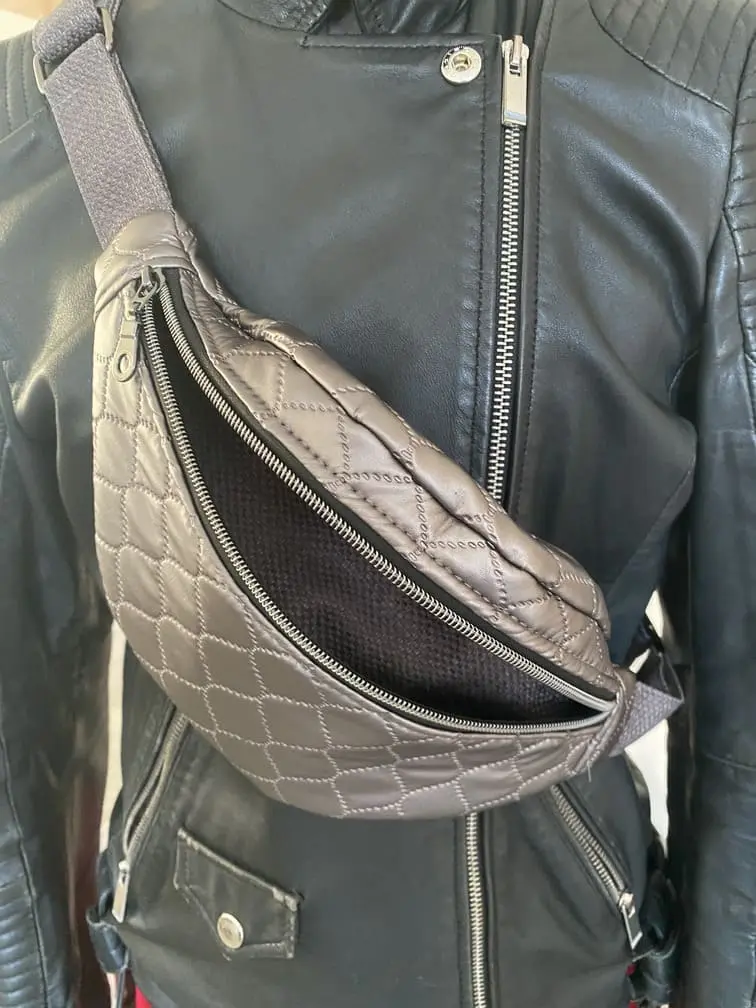 Sac Banane matelassé argent