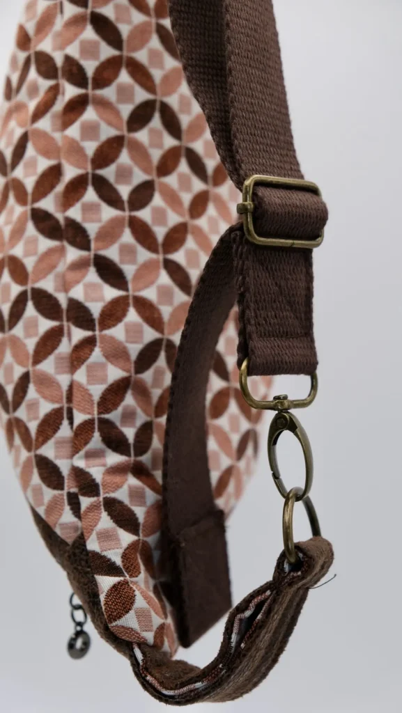 Sac Banane Jacquard géométrie avec mousquetons