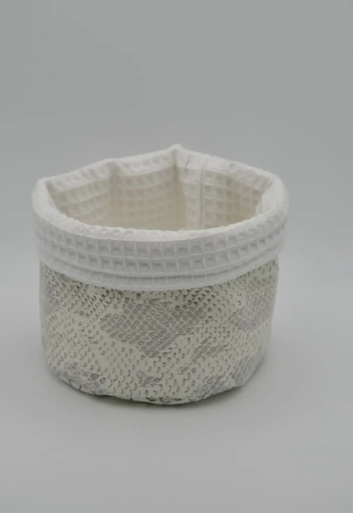 Panière Simili Croco doublé nid d'abeille blanc