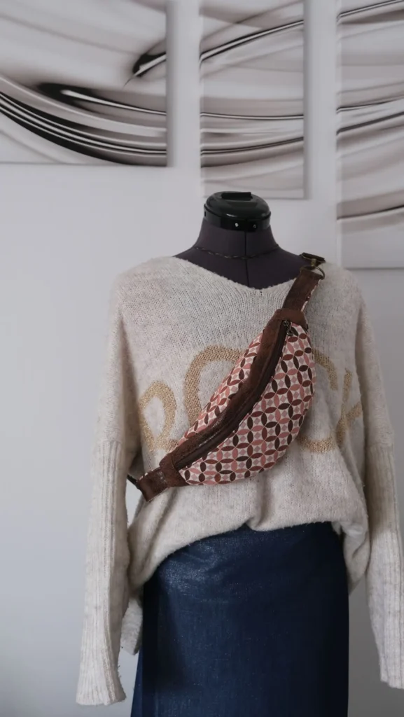 Sac Banane Jacquard géométrie avec mousquetons