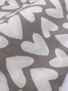 coton blanc et gris coeurs