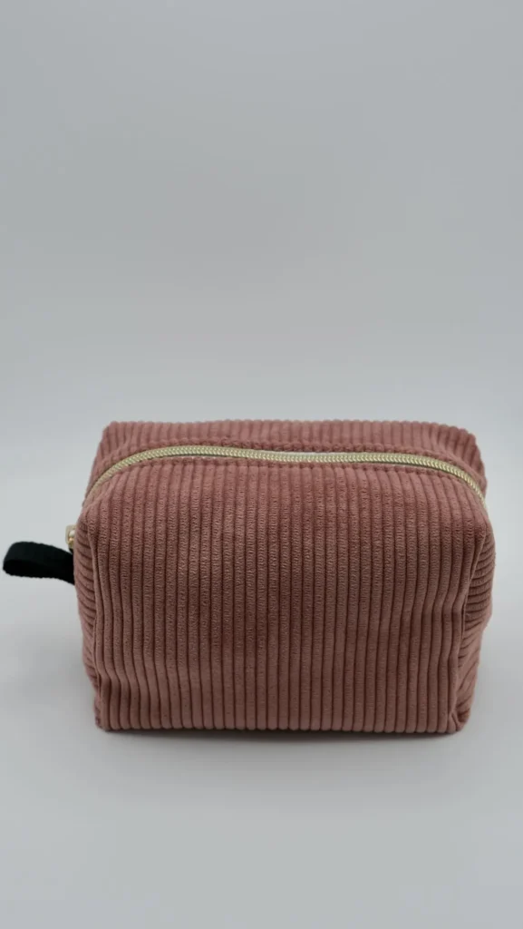 Trousse Modèle Mini, en velours moyennes cotes, saumon