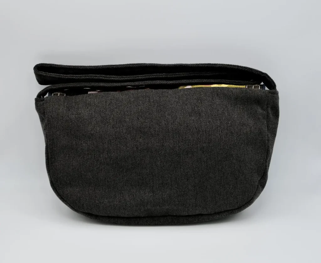 Sac à rabat Noir & Jacquard Visages