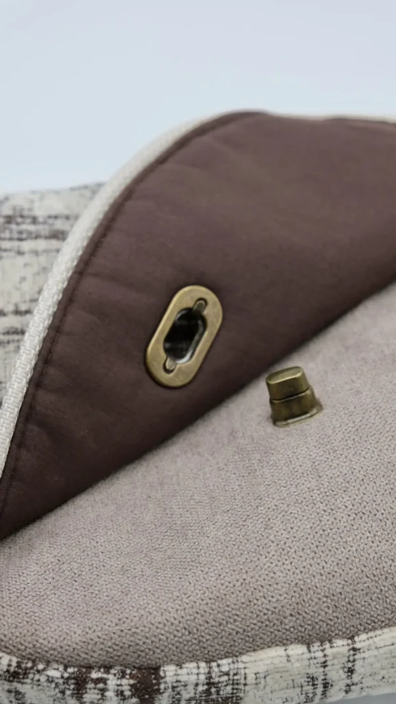 Sac à rabat marron beige