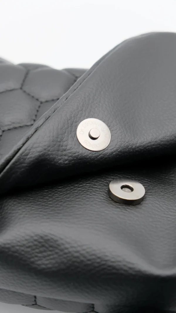 Sac Rabat petit modèle en simili cuir noir relief – Image 6