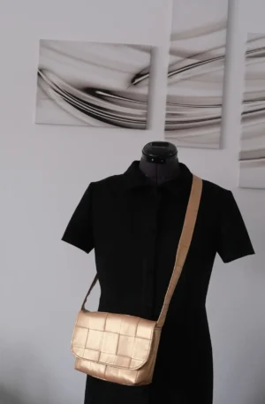 Sac Rabat petit modèle en simili cuir carré doré – Image 8
