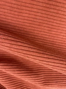 VELOURS ORANGE COTES MOYENNES