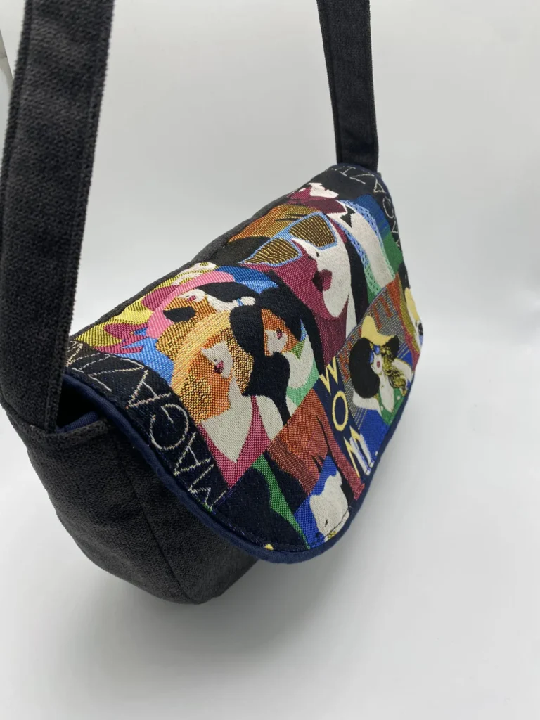 Sac à rabat Noir & Jacquard Visages