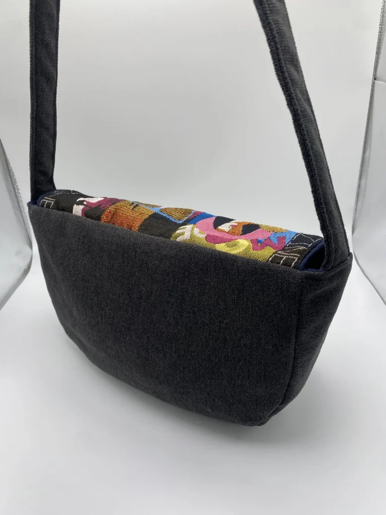 Sac à rabat Noir & Jacquard Visages