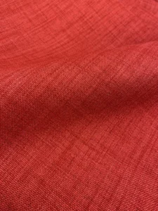 POLYESTER ROUGE FINEMENT RAYé
