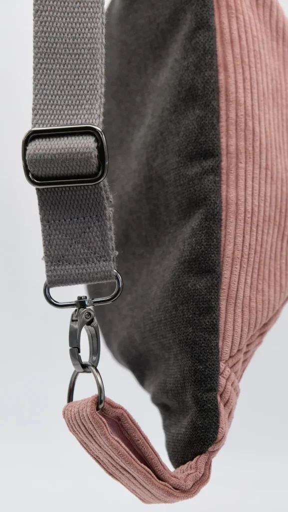 Sac Banane Modèle Marie Velours saumon / mousquetons