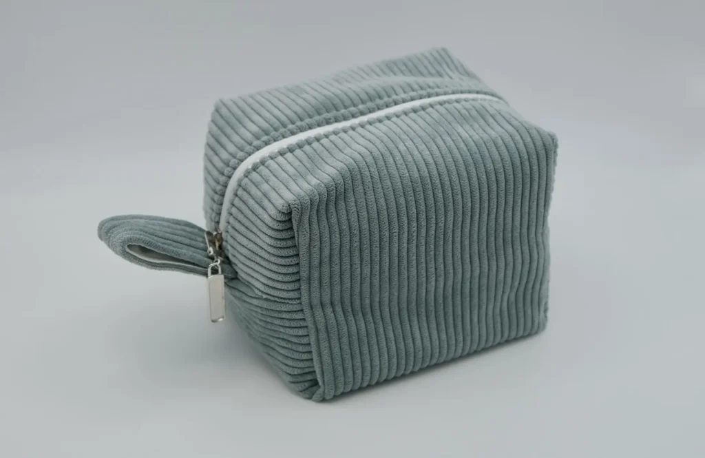 TROUSSE MODELE MINIMINI VERT D EAU VELOURS