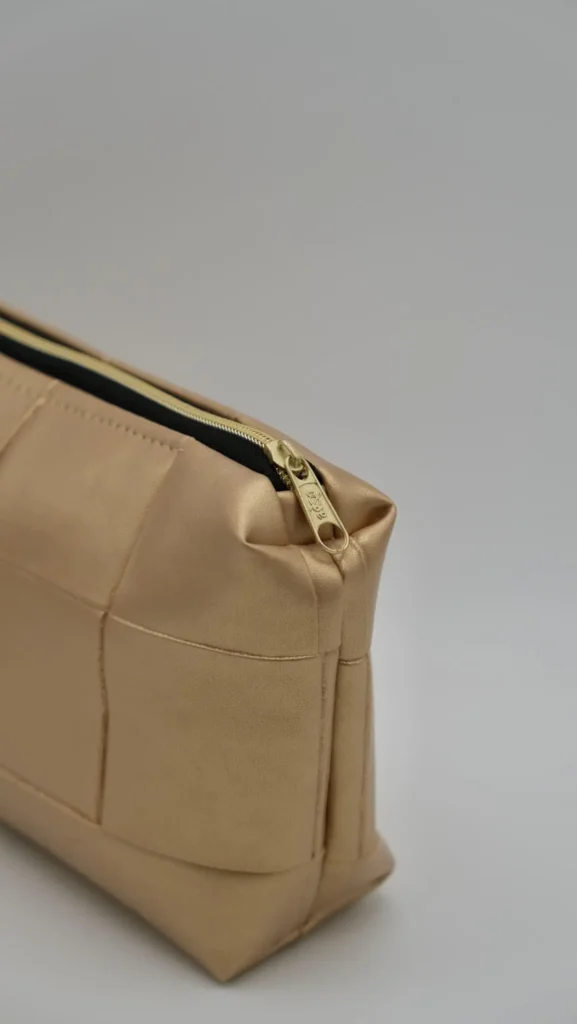 Pochette Simili Cuir Carrée dorée petit modèle