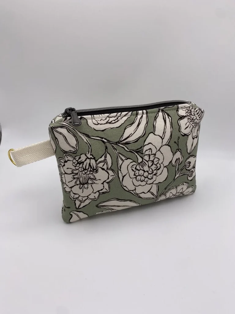 Pochette de rangement Ibiza vert amande avec ganse en métal