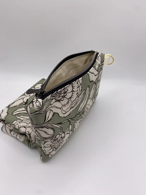 Pochette de rangement Ibiza vert amande avec ganse en métal – Image 4