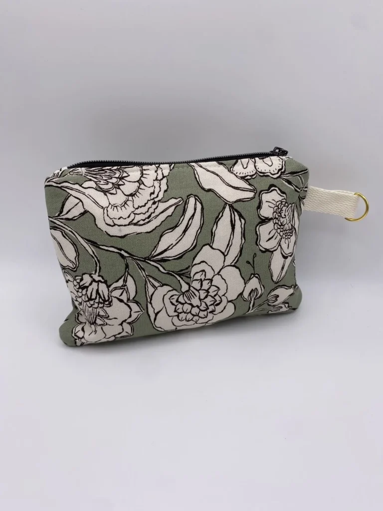 Pochette de rangement Ibiza vert amande avec ganse en métal