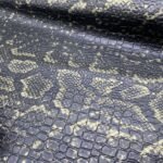 SIMILI CROCO SERPENT SUR FOND NOIR +€3.00