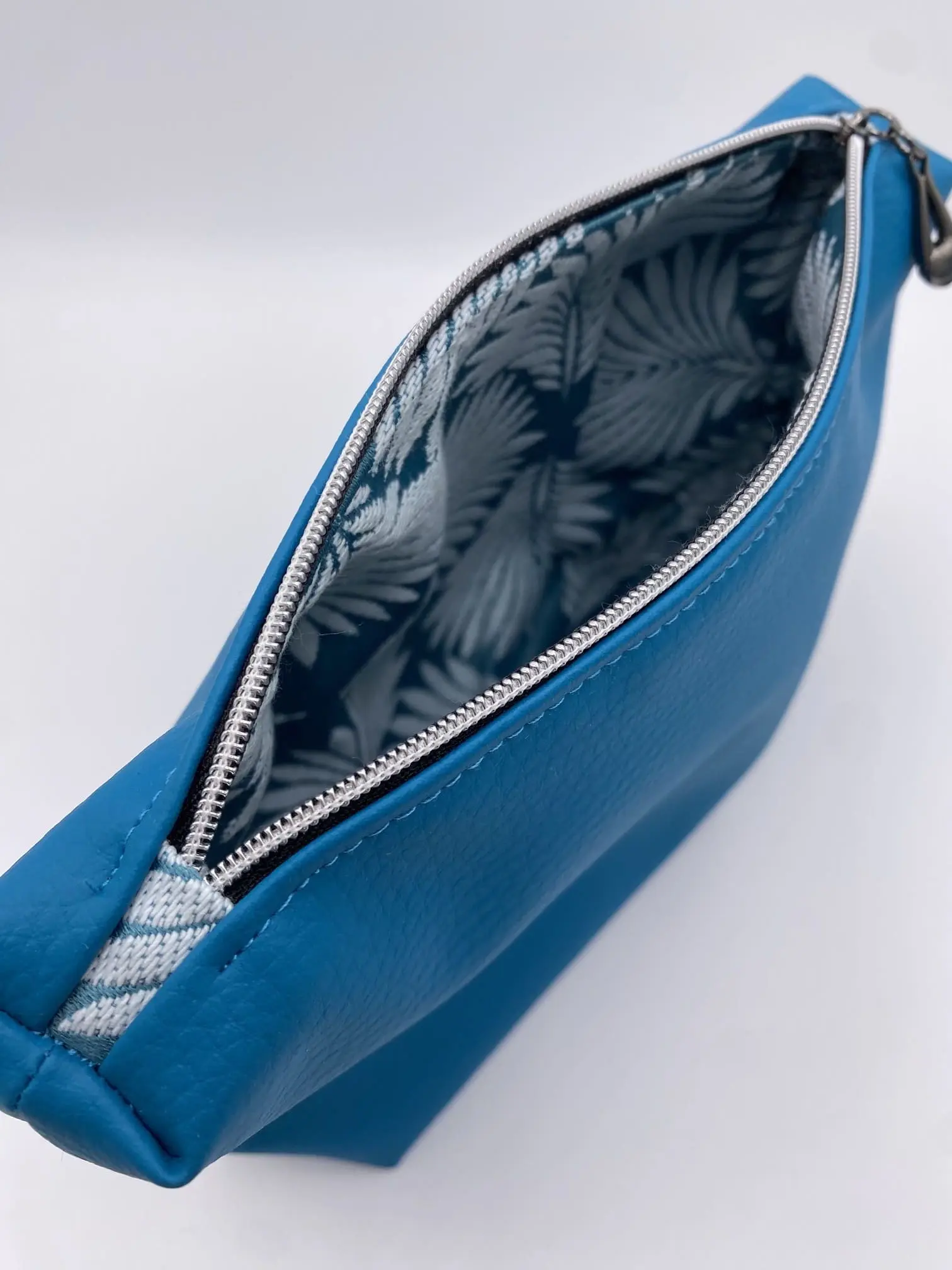 POCHETTE SIMILI BLEU