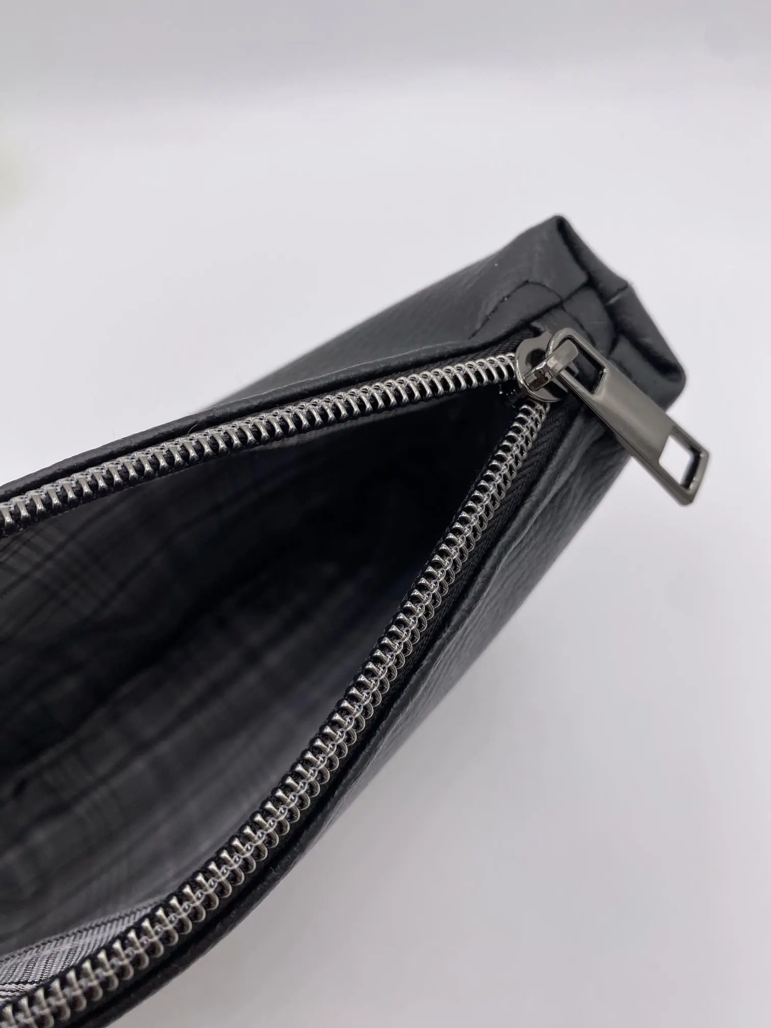 POCHETTE SIMILI ibiza. noir