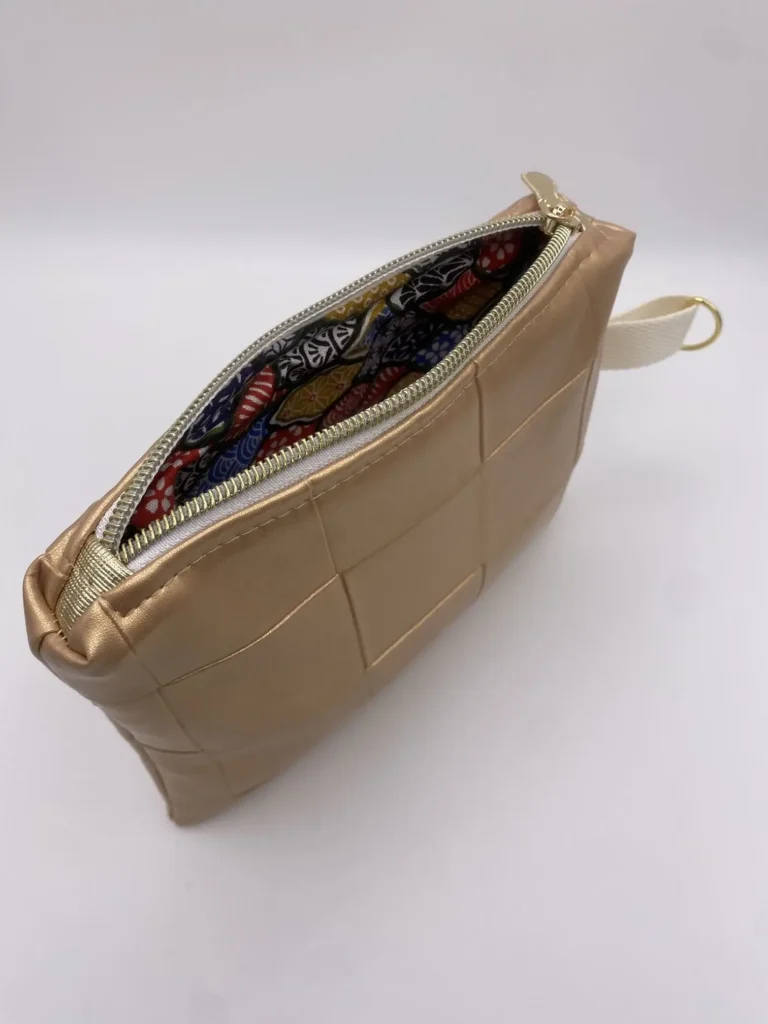 POCHETTE IBIZA CARRÉE DOREE