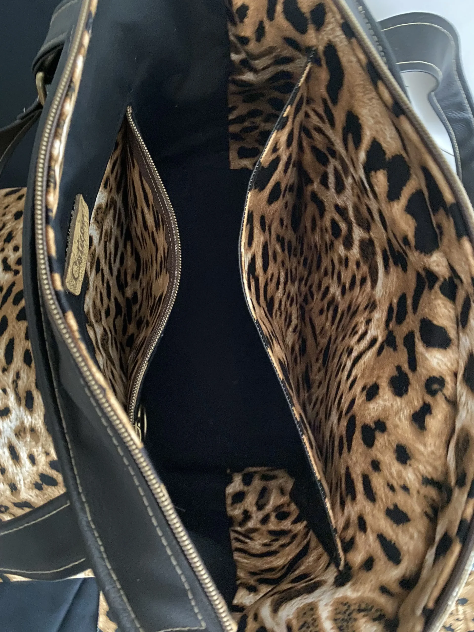 SAC ZIPPE LE GRAND CHIC SIMILI LEOPARD