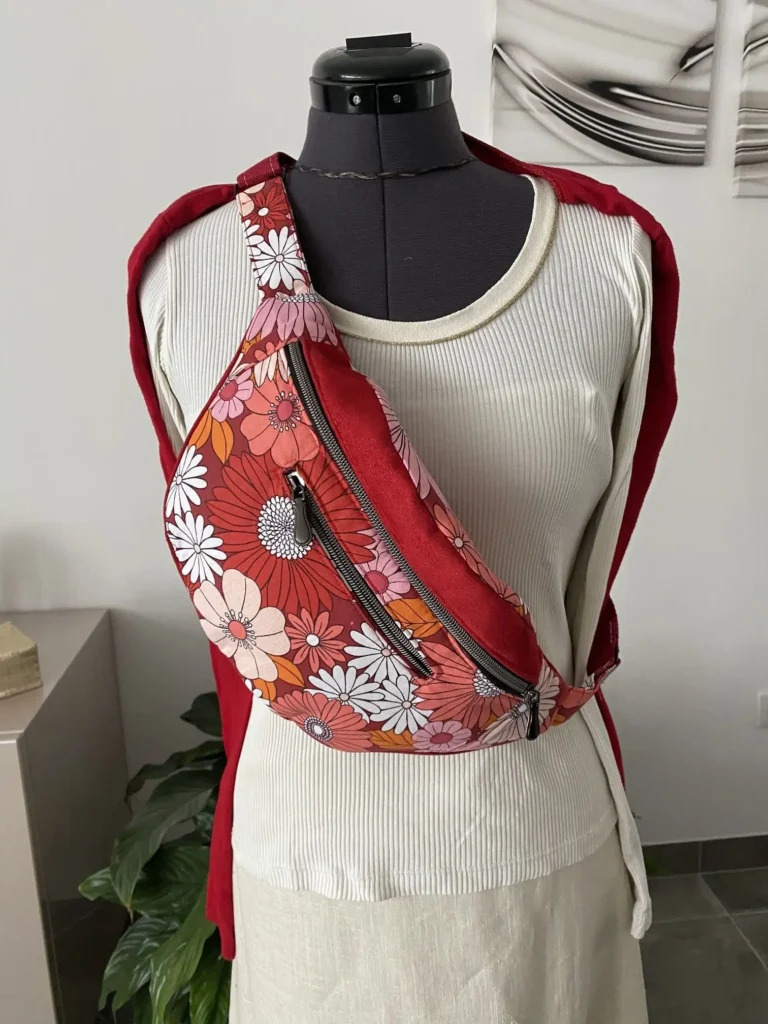 MODELE MARIE FLEURS ROUGE ARTY