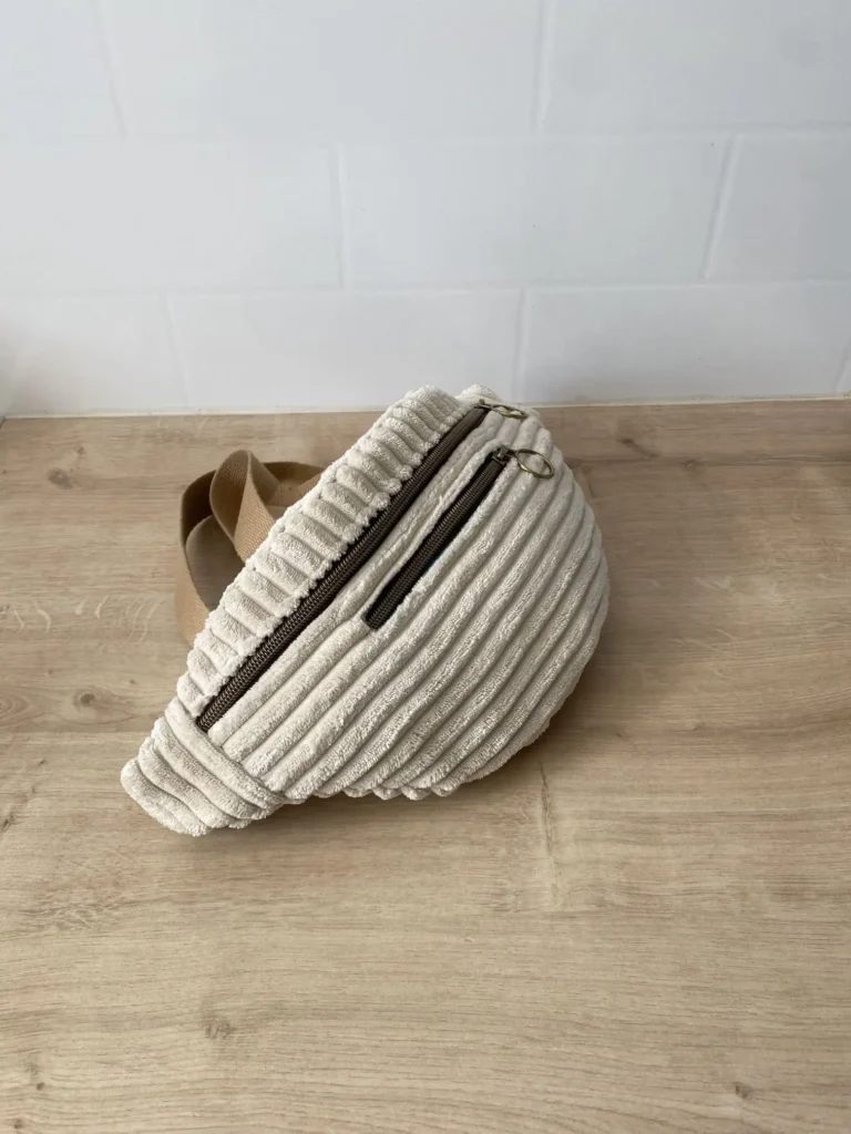 VELOURS BANANE BEIGE MODELE MARIE