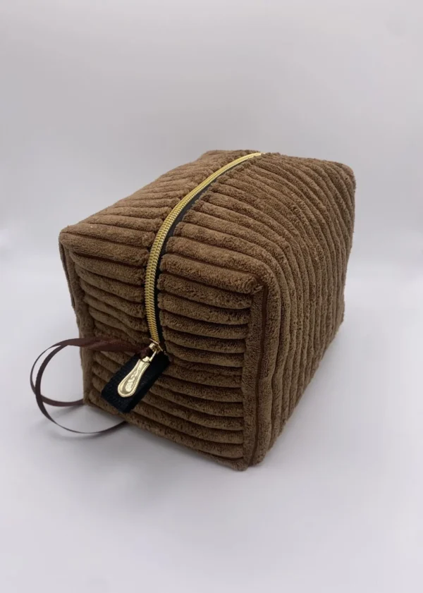TROUSSE MARRON GROSSES COTES