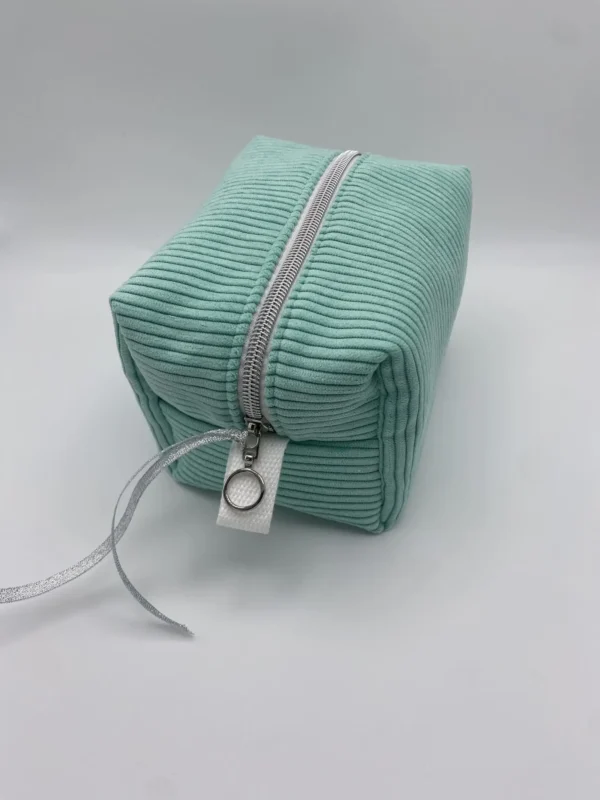 MOYEN MODELE VERT FLUO
