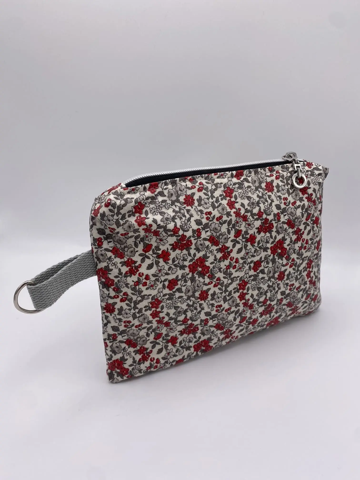 POCHETTE ENDUITE FLEURS ROUGES ET GRIS