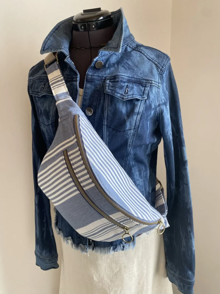 BANANE TOILE RAYEE BLEUE