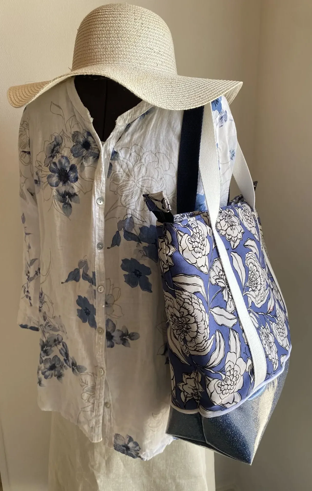IBIZA ZIPPE FLEURS BLEUES