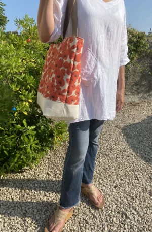 SUNNY BEIGE ET COQUELICOTS
