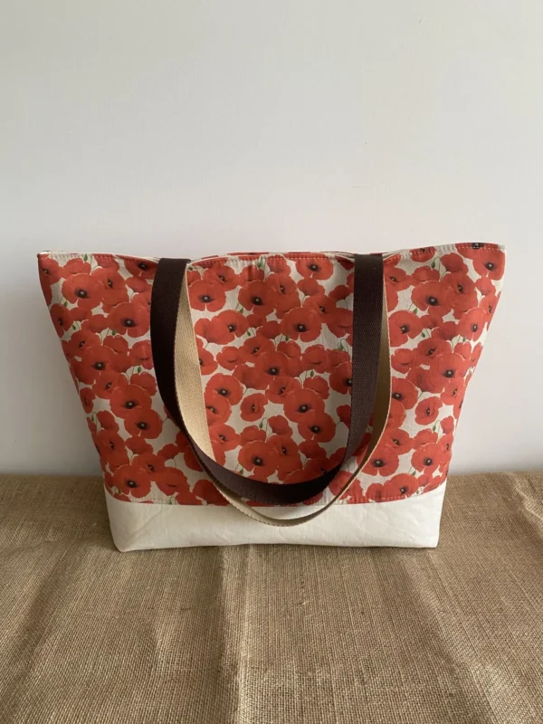 SUNNY BEIGE ET COQUELICOTS