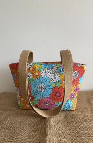 SAC ZIPPE IBIZA SUR FOND JAUNE MODELE TRANQUILLE