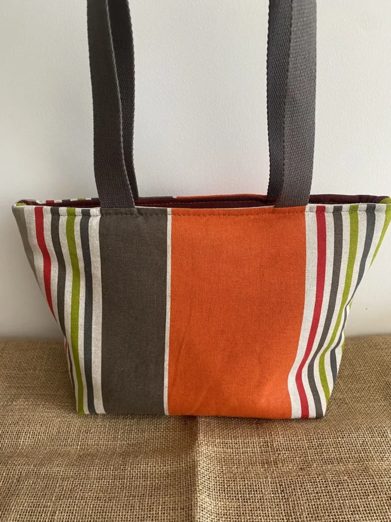 BASQUE SAC RAYURES MODELE TRANQUILLE