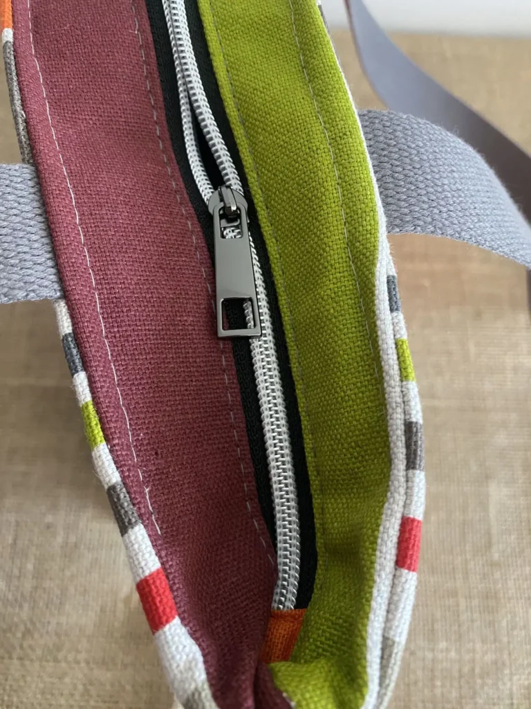 BASQUE SAC RAYURES MODELE TRANQUILLE