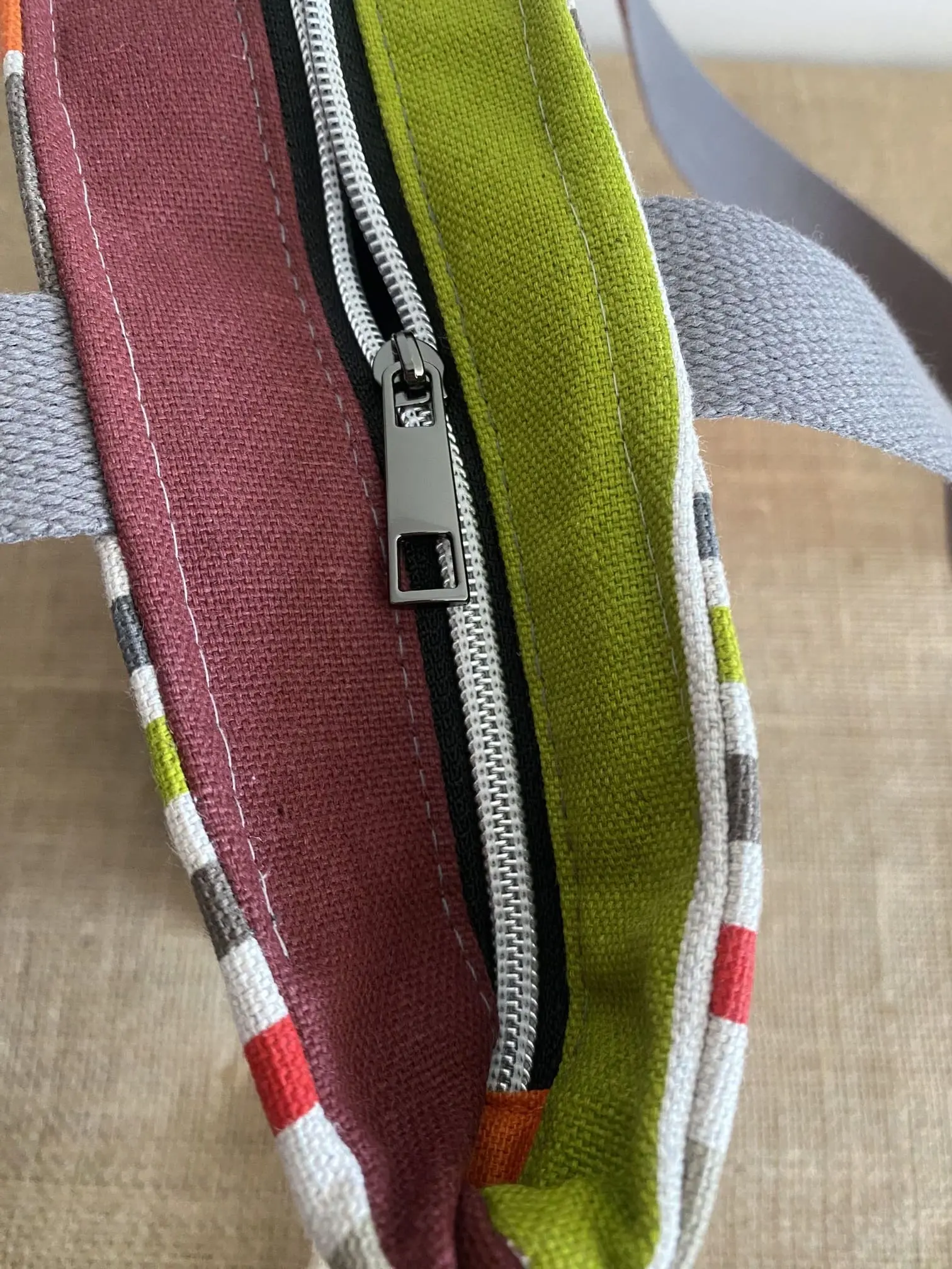 BASQUE SAC RAYURES MODELE TRANQUILLE