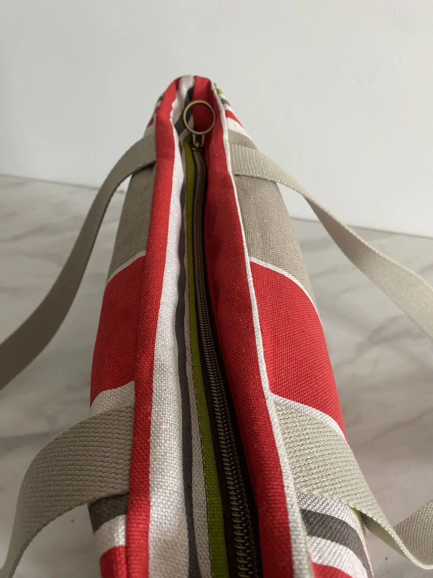 SAC MODELE TRANQUILLE BASQUE ROUGE GRIS