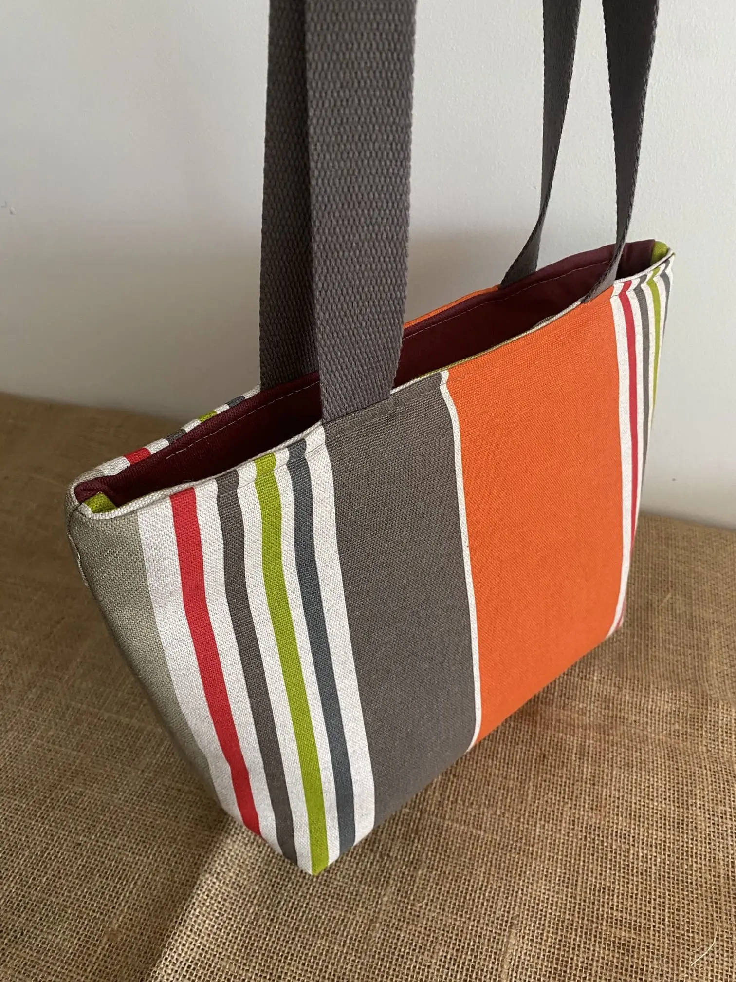 BASQUE SAC RAYURES MODELE TRANQUILLE