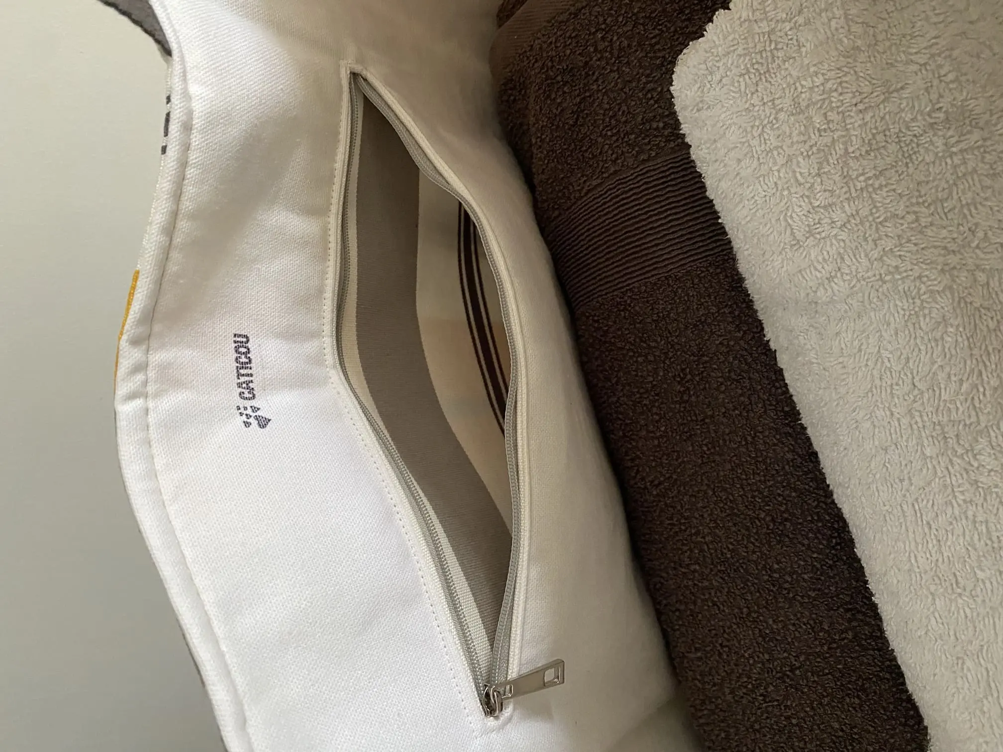 MODELE SUNNY RAYURES JAUNES SAC ETE