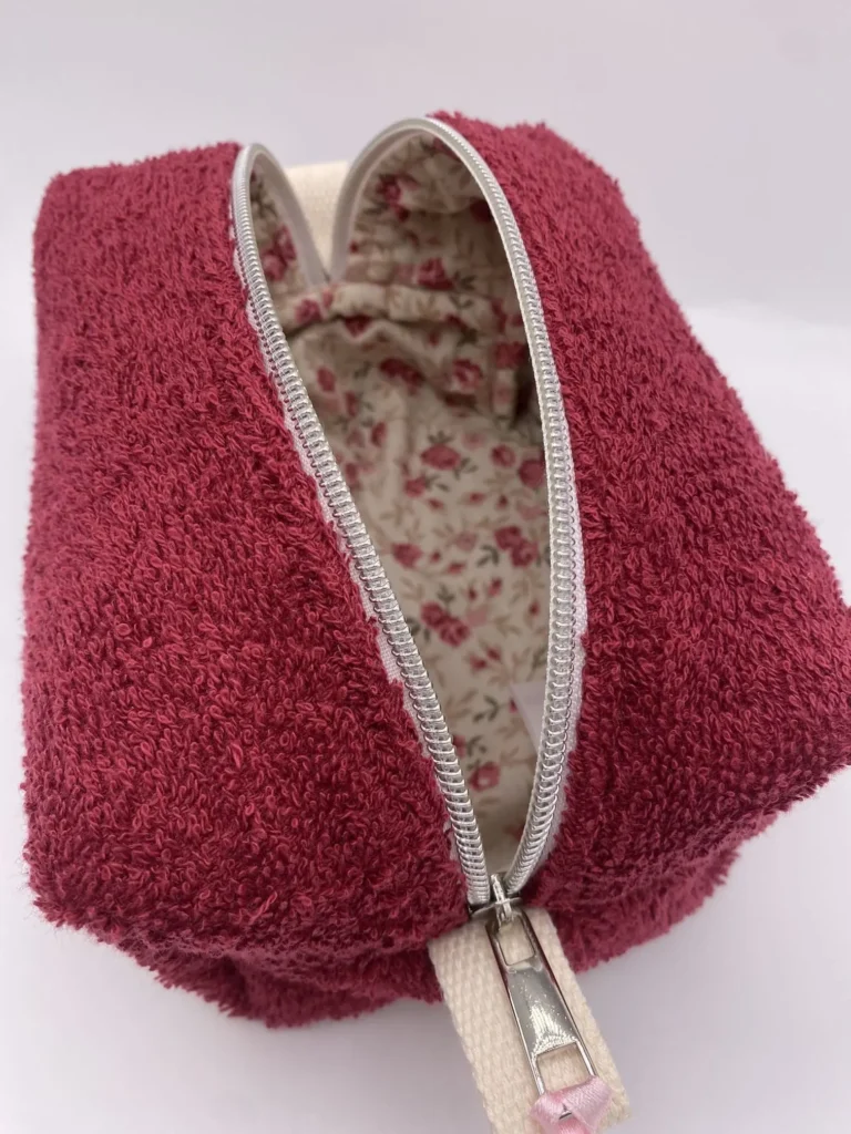 TROUSSE EPONGE FUSHIA MOYEN MODELE