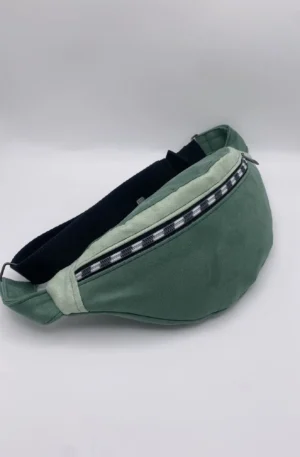 BANANE SUEDINE VERT DEUX TONS DOUBLURE COTON VISAGES NOIR ET BLANC