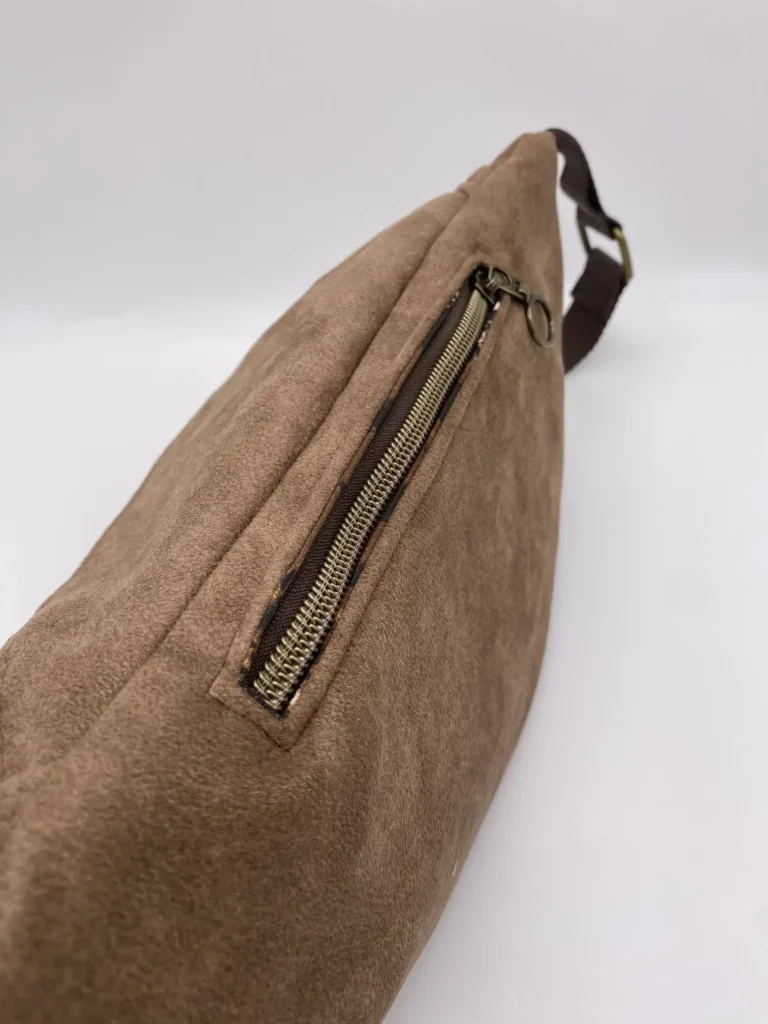 BANANE MARRON POCHE EXTERIEURE