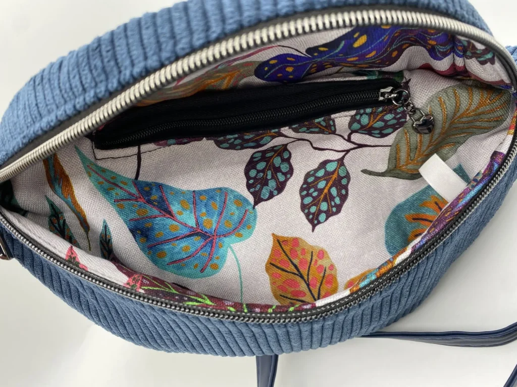 BANANE BLEU VELOURS POCHE INTERIEURE SANGLE SIMILI CUIR