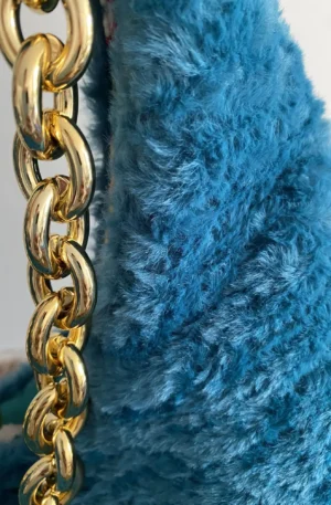 sac DEMI LUNE TURQUOISE FAUSSE FOURRURE