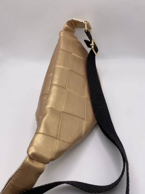 BANANE CARREE DOREE SANGLE NOIRE ET OR